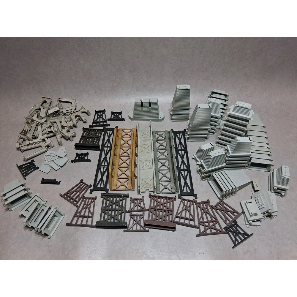 HO Scale Train Bridge Piers Risers Track Supports Too Many Pieces To Count